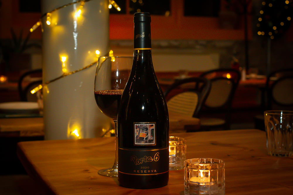 Porta 6 Reserve Red Porta 6 Reserve Red